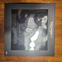 specchietti originali triumph nuovi 