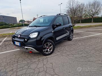 Panda cross 4x4 1.3 95cv neopatentati 