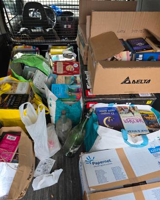 Lotto di 400+ libri narrativa per mercatini