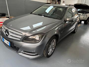 Mercedes-benz C 220 200 CDI BlueEFFICIENCY Avantga