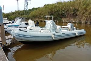 BWA 740 + HONDA 200 CV
