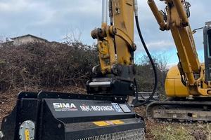 Trincia bidirezionale per miniescavatori TLE100