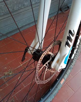 BMX  b-twin bici