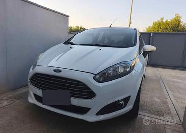 Ford Fiesta 1400 gpl e benzina