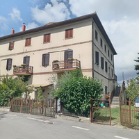 Appartanento con ingresso singolo e giardino