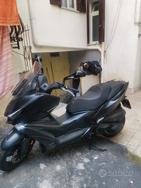 Kymco xcinting 400 vs