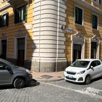 Locale Commerciale C1 con bagno