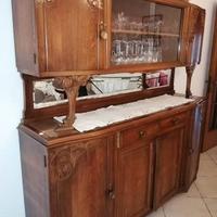 CREDENZA VETRINA del 900 Possibilità di consegna