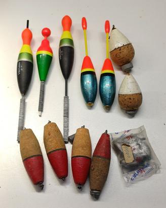 Lotto galleggianti e moschettoni da pesca