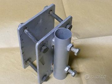 ferramenta PIASTRA FISSAGGIO PER TUBI / ANTENNE