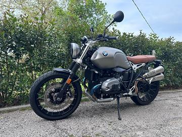 Moto bmw r90 scrambler