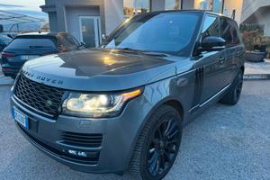 Land Rover Range 4.4 SDV8 Vogue