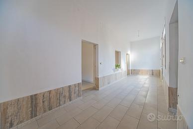 Indipendente unico livello con giardino