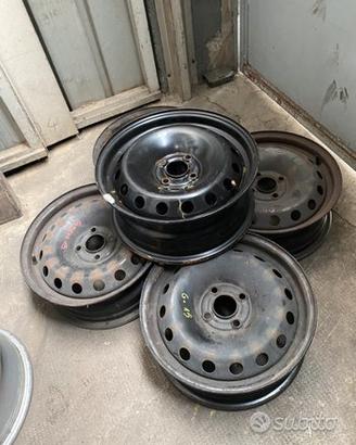 Cerchi in ferro Fiat Grande Punto e Punto Evo R 15