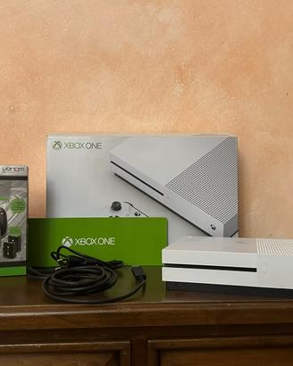Xbox one S + caricatore controller