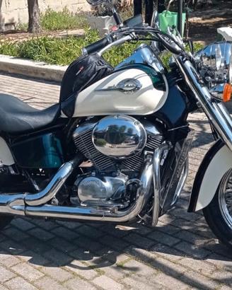 Honda Shadow 750 american edition