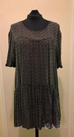 Vestito ampio con tasche