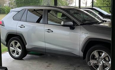 Cerchi in lega Toyota Rav 4 gommati Dunlop