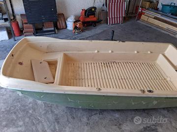 Barca in vetroresina - Ideale per Pesca o Relax