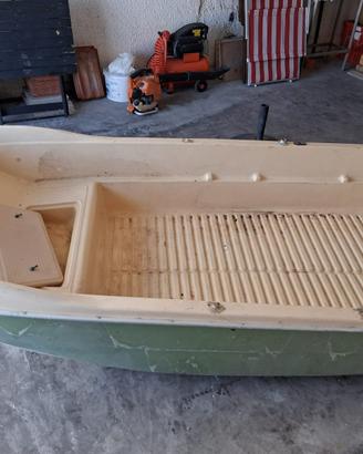 Barca in vetroresina - Ideale per Pesca o Relax