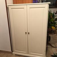 Mobiletto bianco in legno Ikea