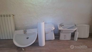 Sanitari bagno in buono stato
