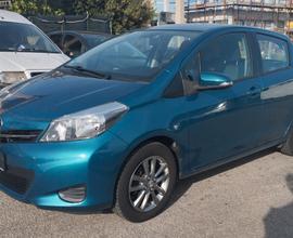 Toyota Yaris 1.0 5 porte