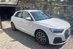AUDI A 1