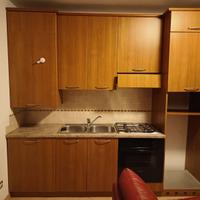 Mobilio cucina con gas e forno