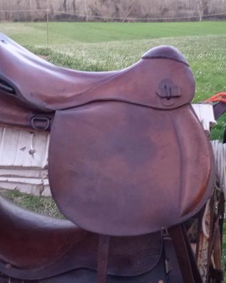 sella militare per trekking a cavallo 