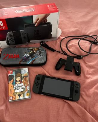 Nintendo Switch + tre giochi