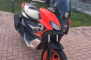Aprilia sr gt