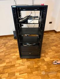 Mobile + impianto stereo