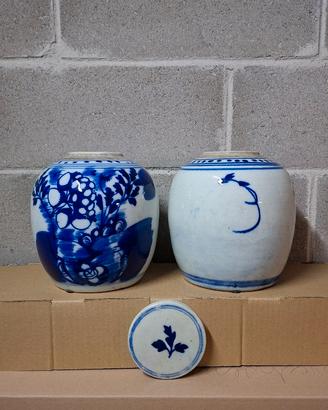 Coppia asimmetrica di vasi da zenzero (h 23 cm)