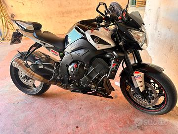Yamaha fz8 800