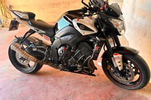 Yamaha fz8 800