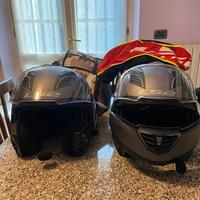 Coppia di caschi modulari LS2 anno 2022