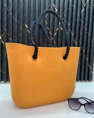 O bag originale gialla ocra con manici