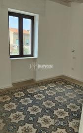 BILOCALE RISTRUTTURATO CON TERRAZZA - VIA MANZONI