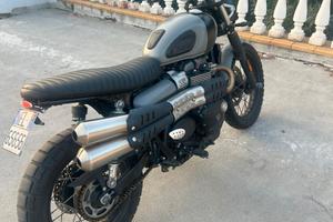 TRIUMPH SCAMBLER 900