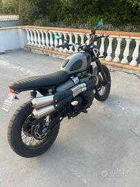 TRIUMPH SCAMBLER 900