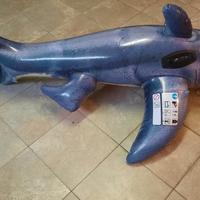 Gonfiabili mare: squalo, punchball, palla, piscina