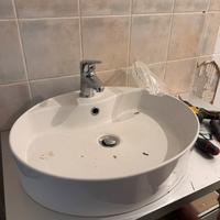 Lavello e miscelatore