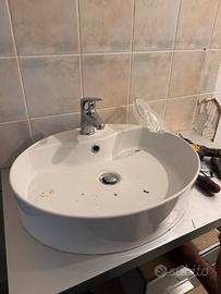 Lavello e miscelatore