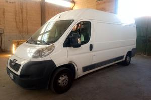 Furgone autocarro Peugeot Boxer
