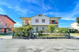 Casa Indipendente Alba [17 BVRG]