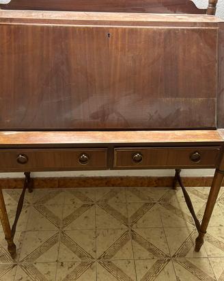 Scrittoio arte povera