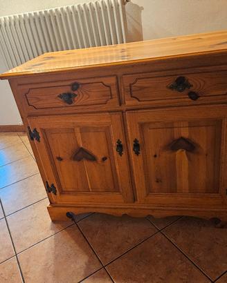 Credenza in pino