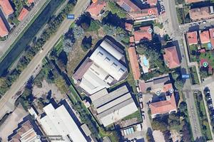 Complesso Immobiliare In Milano Sud Da Convertire