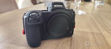 NIKON Z7 + 4 BATTERIE